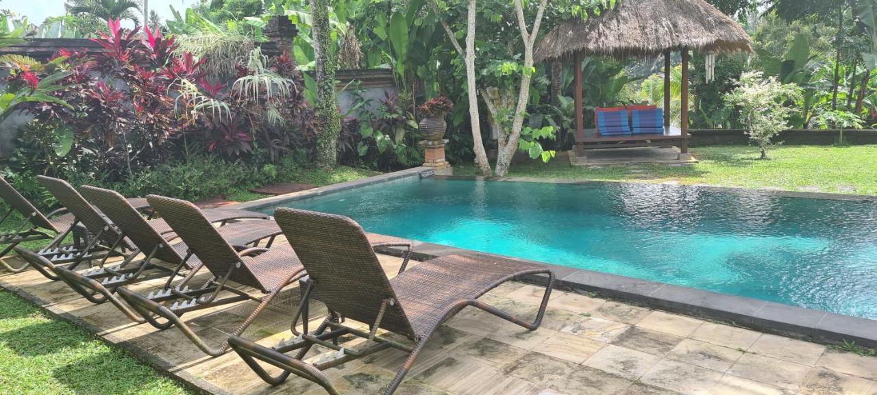 Rumah Sungai Villa Ubud Esterno foto