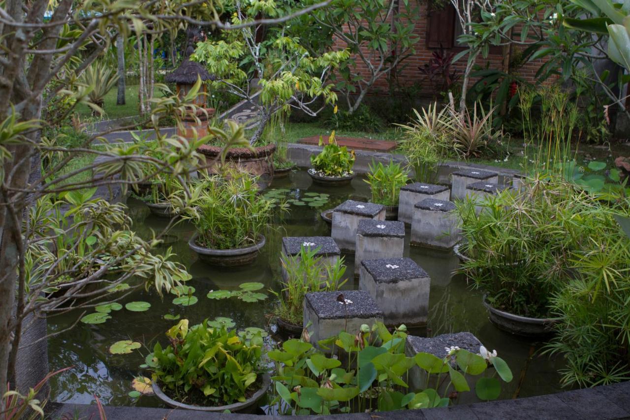 Rumah Sungai Villa Ubud Esterno foto