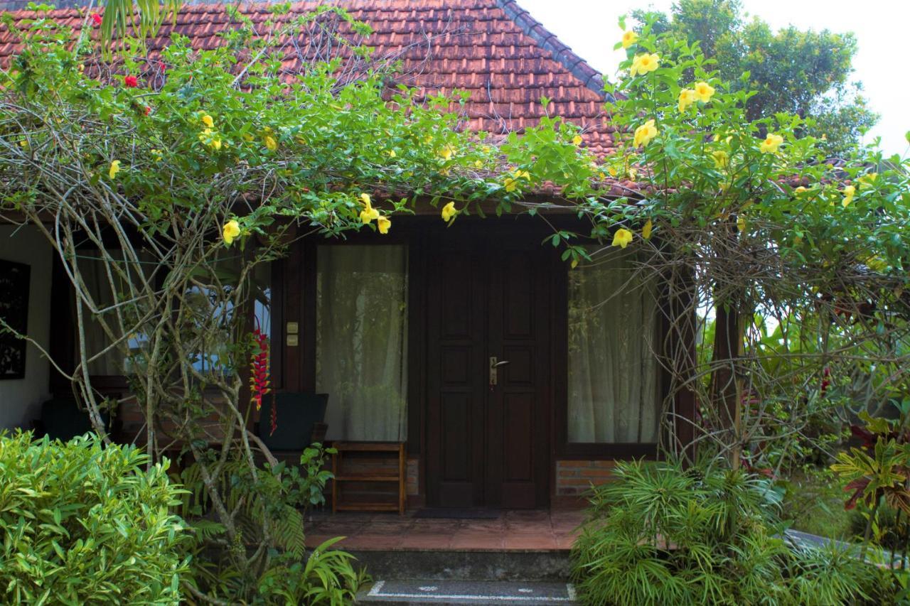 Rumah Sungai Villa Ubud Esterno foto