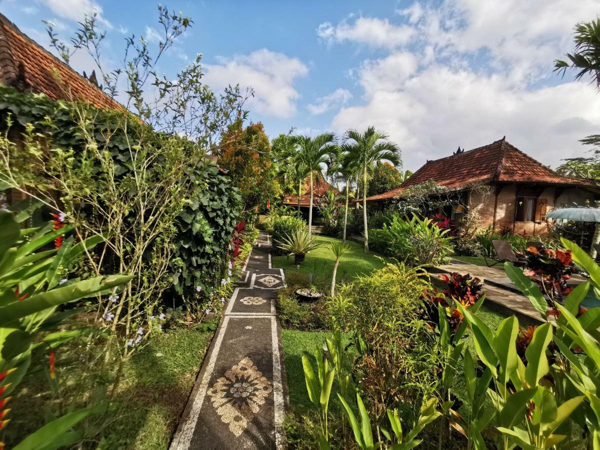Rumah Sungai Villa Ubud Esterno foto