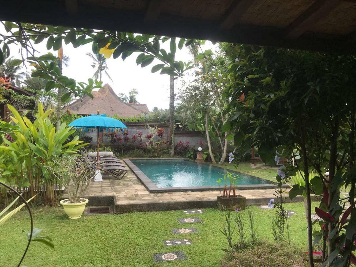 Rumah Sungai Villa Ubud Esterno foto