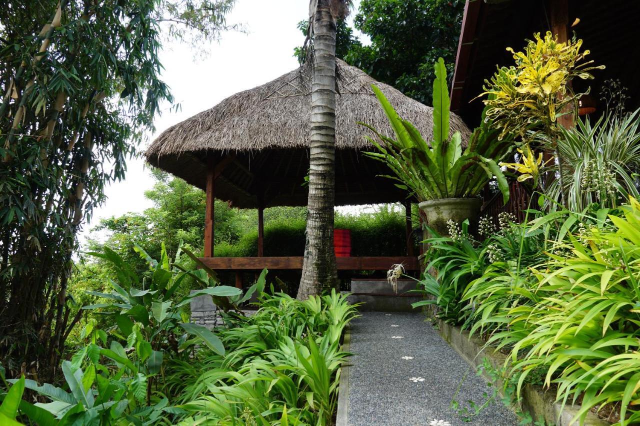 Rumah Sungai Villa Ubud Esterno foto